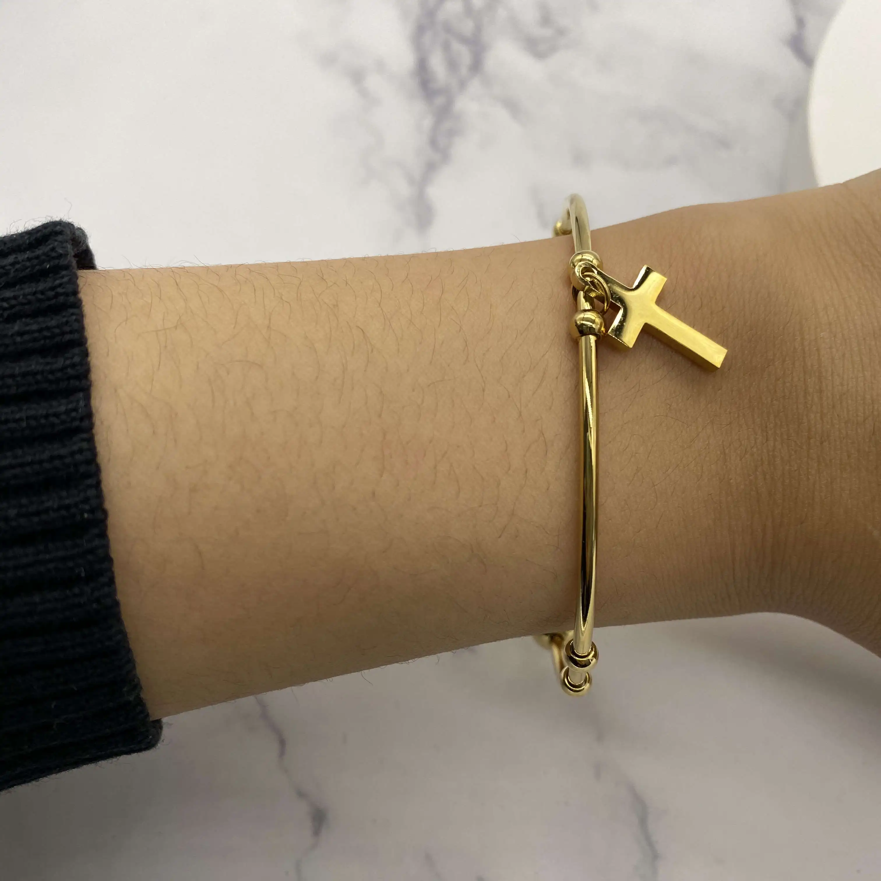 

Religious Christian Jewelry Titanium Steel Crucifix Charm Bracelet Gold Plated Jesus Cross Pendant Cuff Bangle
