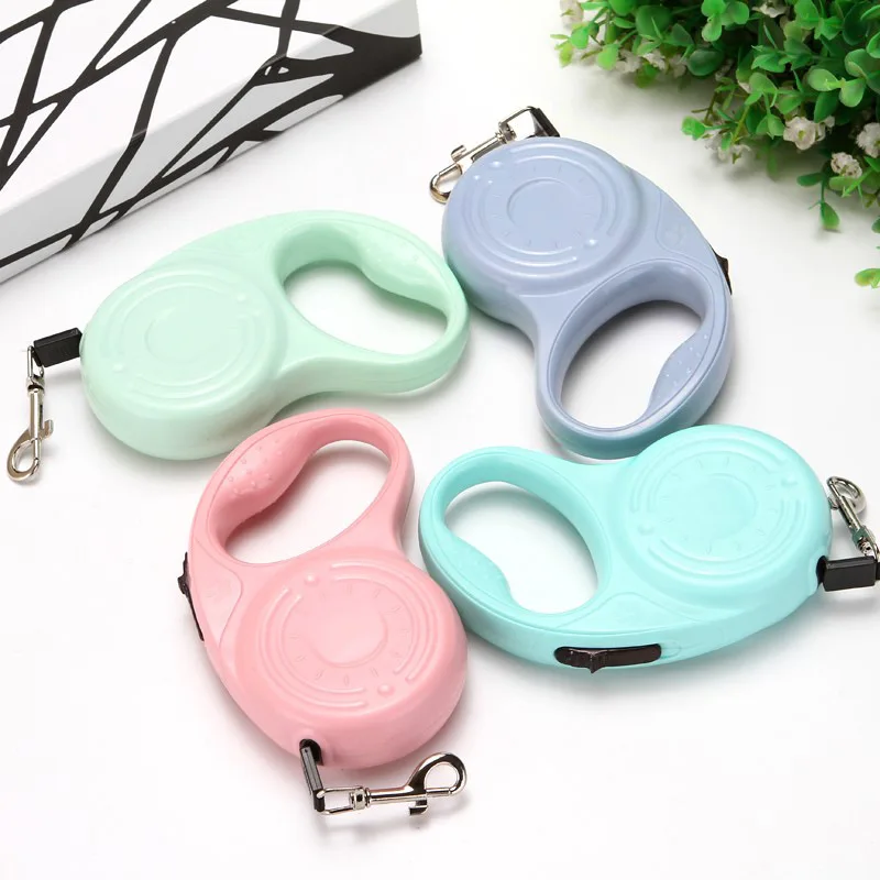 

Hot Selling Pet Walking Leash With Anti-slip Handle Strong Nylon Rope One-handed Retractable Dog Leash, Customized color