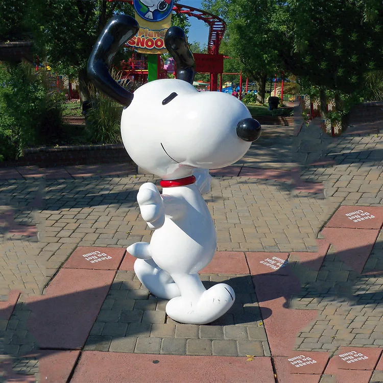Theme Park Lifesize Outdoor Resin Snoopy Fiberglass Statue Cartoon
