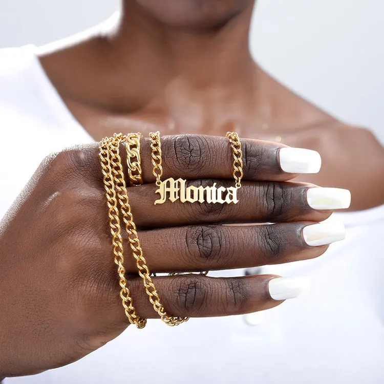 

SC Personalized DIY Your Name Necklace Jewelry Fashion Stainless Steel Figaro Chain Custom Letter Name Pendant Necklace Gifts, Gold, silver, rose gold