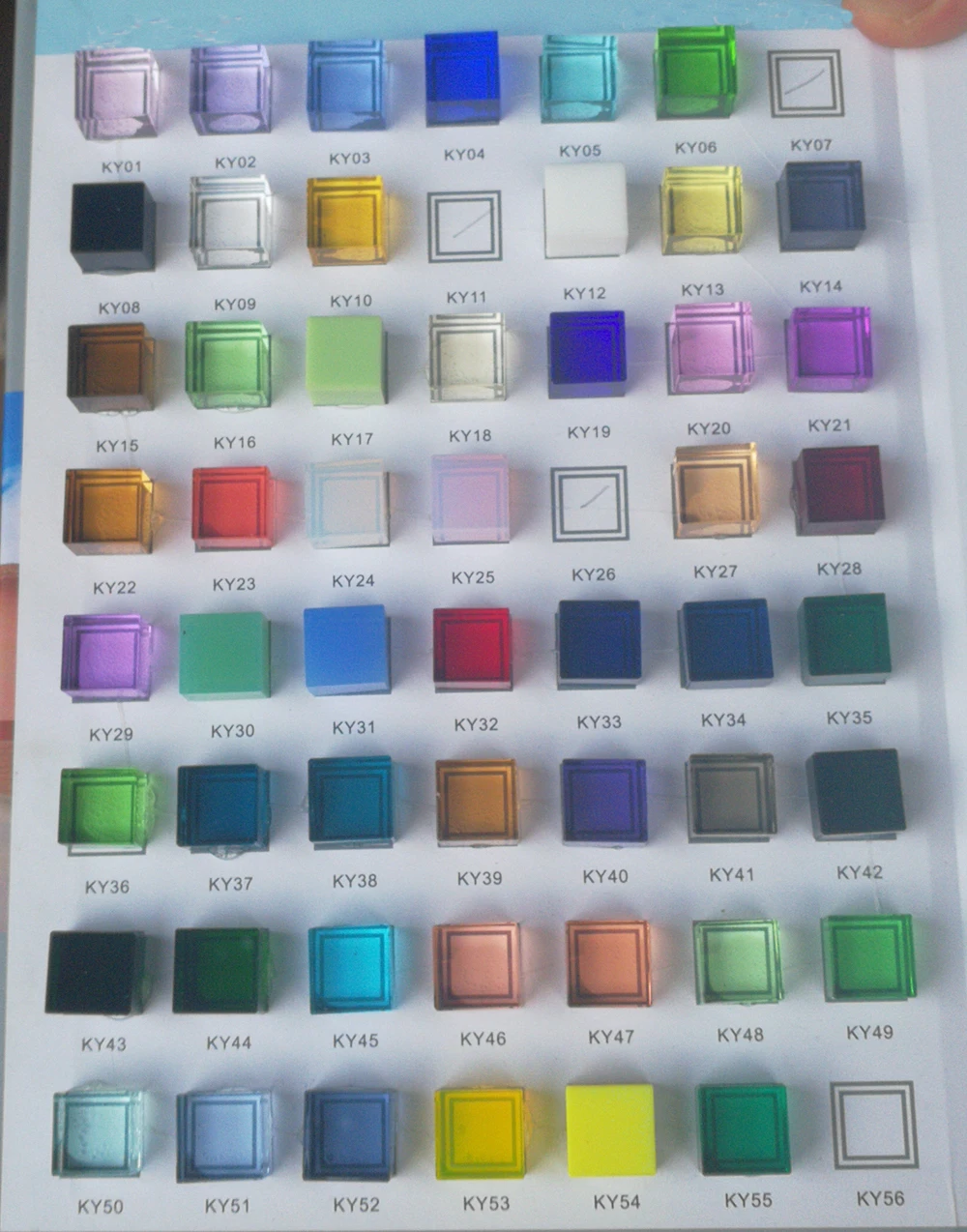 

Various colors Glass rough for loose gemstone