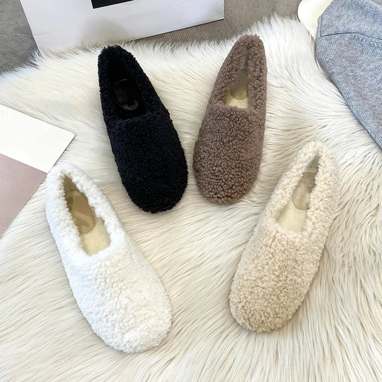 

Custom Hot Sales Winter Warm Fluffy Flexible Suede Sole Genuine Shearling Imitated Lamb Fur Slippers for Women, Walnut, black,grey or as your request