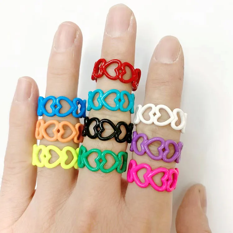 

RA1039 Summer Femme Bijoux Candy Colour Neon Enamel Rainbow Colored Hollow Heart Stacking Open Finger Rings for Woman Ladies