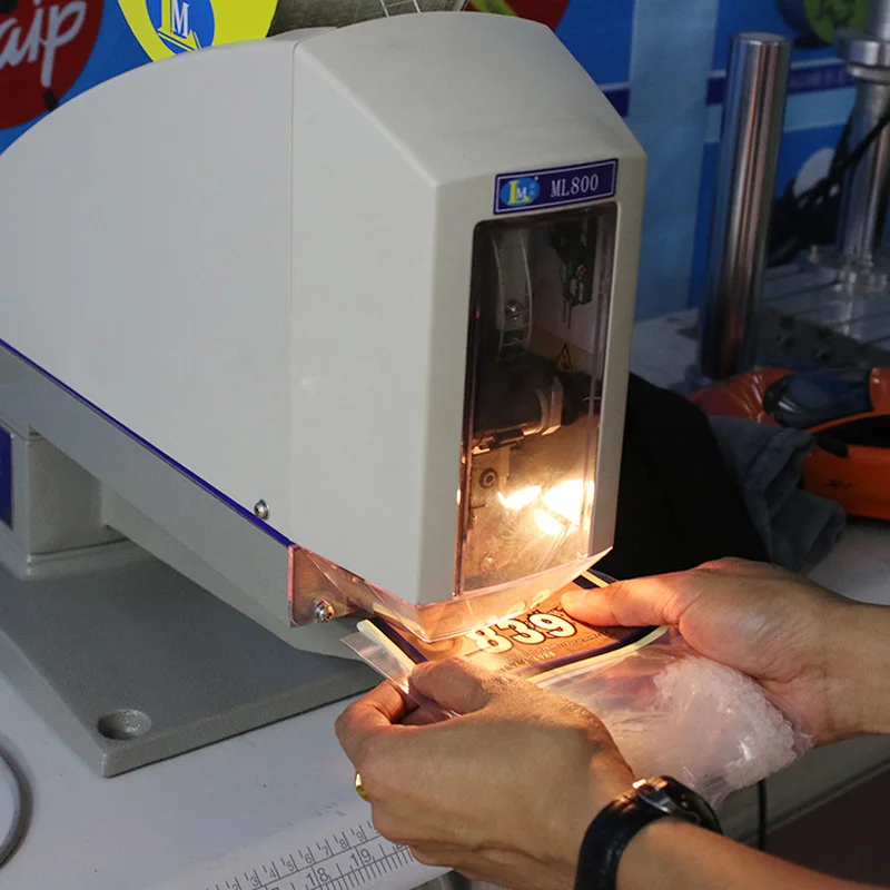Staple Tagging Machine for Garments - Efficient & Reliable