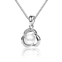 

2020 hot fashion cute flower minimalist dainty pendant jewelry pearl silver 925 sterling clover necklace for women