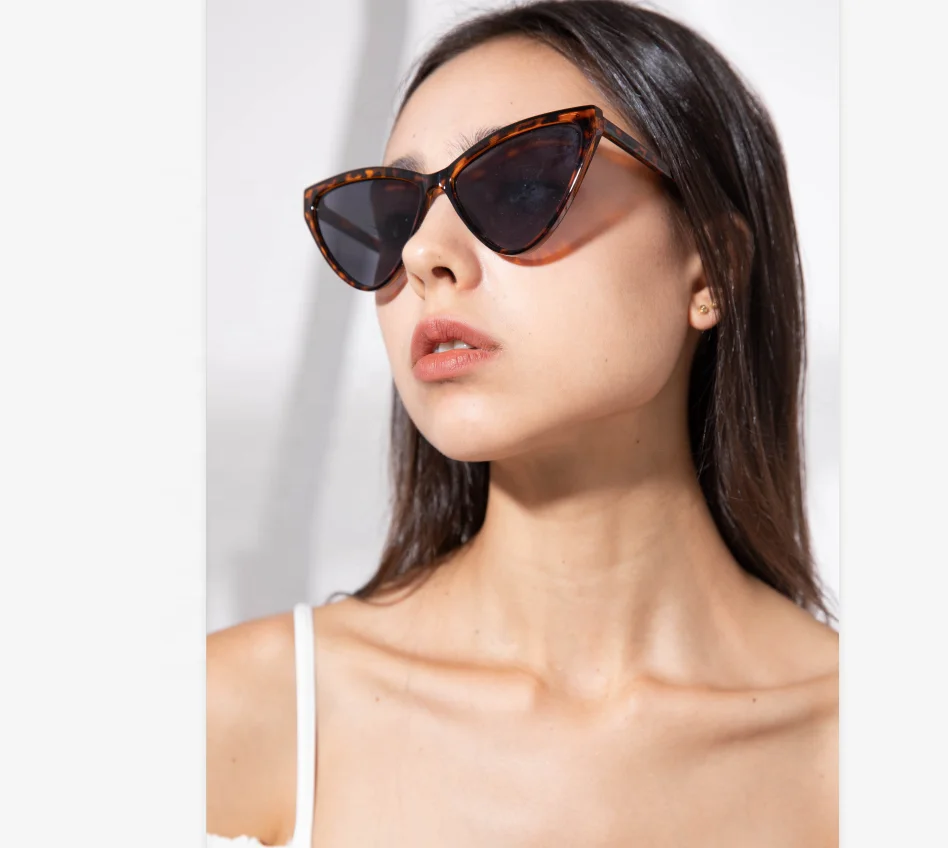 

Newest High Quality Mirrored Woman Fashion Cat Eye Sunglasses, Customize color