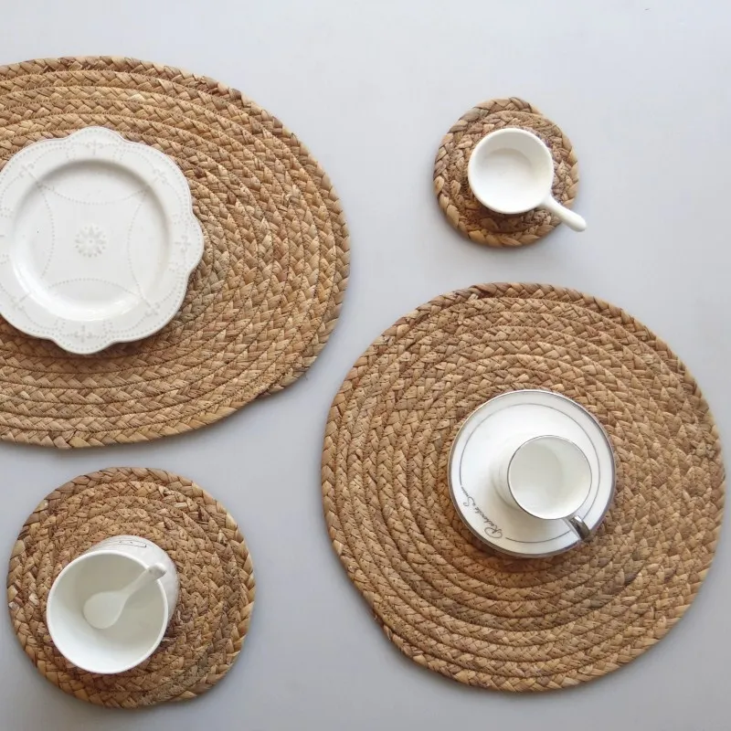 

Wholesale Kitchen Braided Dining Table Mat Heat Insulation Round Straw Woven Custom Placemat, Natural color