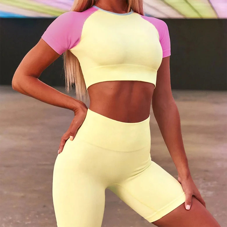 

New Arrival 2020 Two Piece Yoga Shorts Set Workout Fitness & Yoga Wear For Women