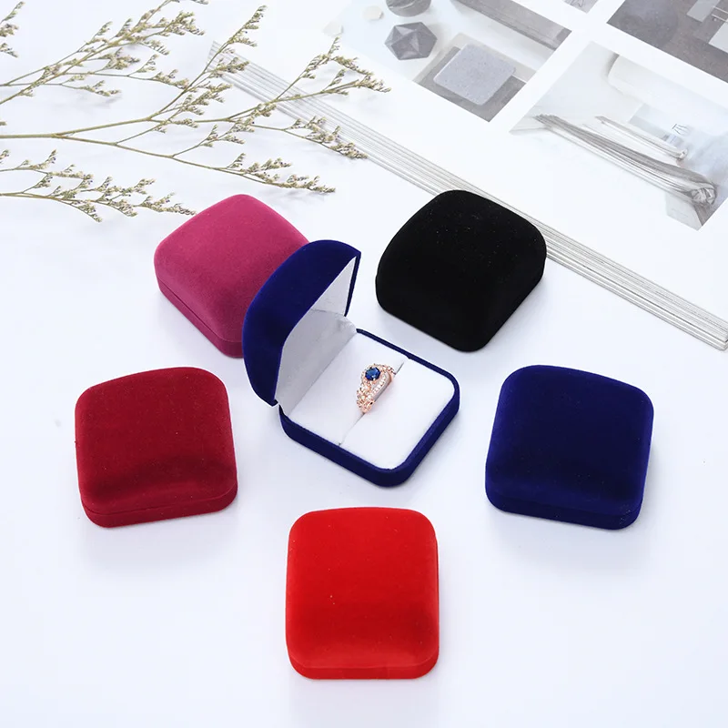 

Spot wholesale velvet jewelry box ring earring box jewelry packaging jewelry box, Customized