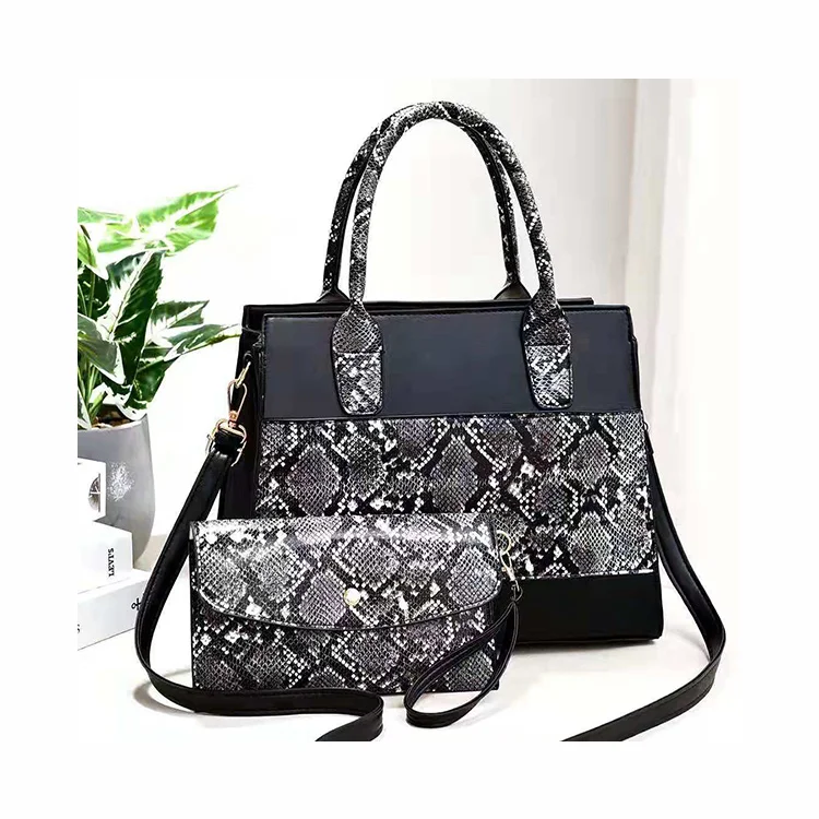 

CB361 New 2021 luxury snake print designer oversized bags handbags for women