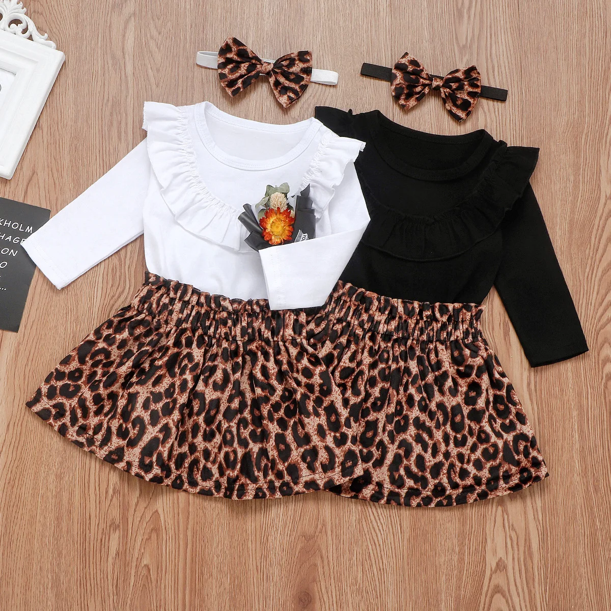 

3Pcs Leopard baby girl clothes autumn Infant Baby Girls Solid Ruffle Romper+Fashion Leopard Skirt+hairband Set For 2021, Picture shows