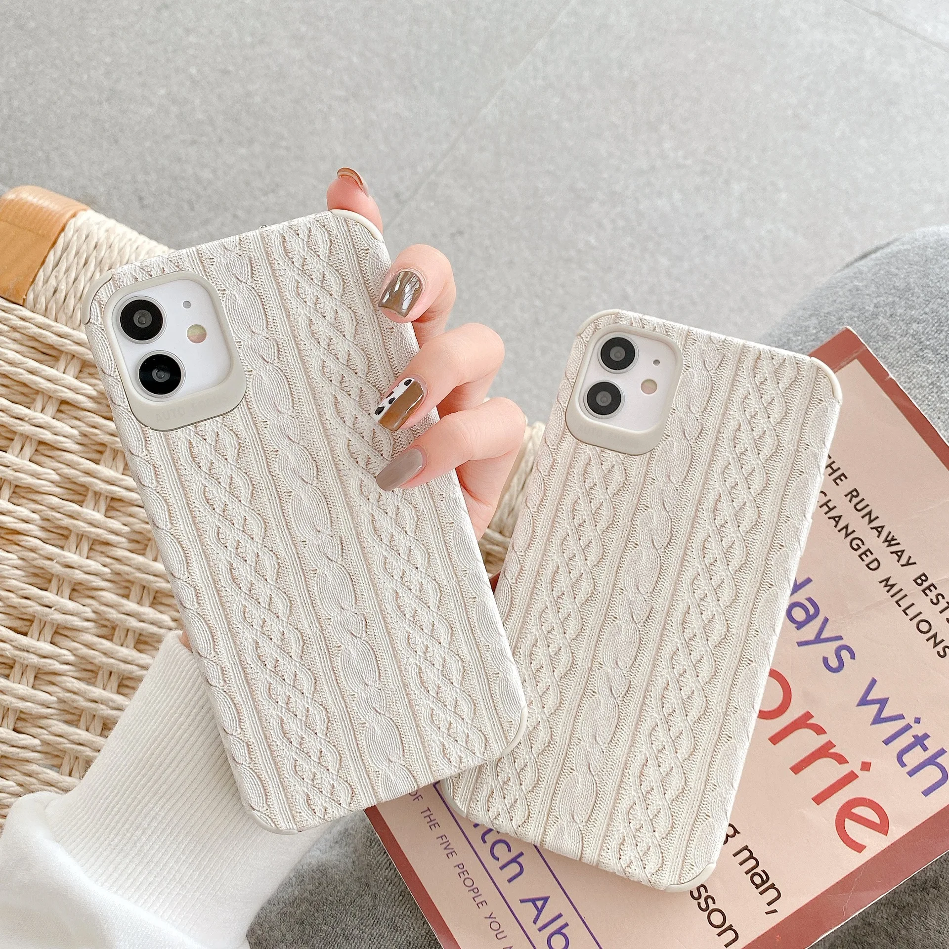 

Retro kawaii plush knitted sweater art Phone Case For iPhone 13 12 11 Pro Max XR XS Max 7 8 Plus 12 mini case Cute soft Cover, Little sheepskin white sweater