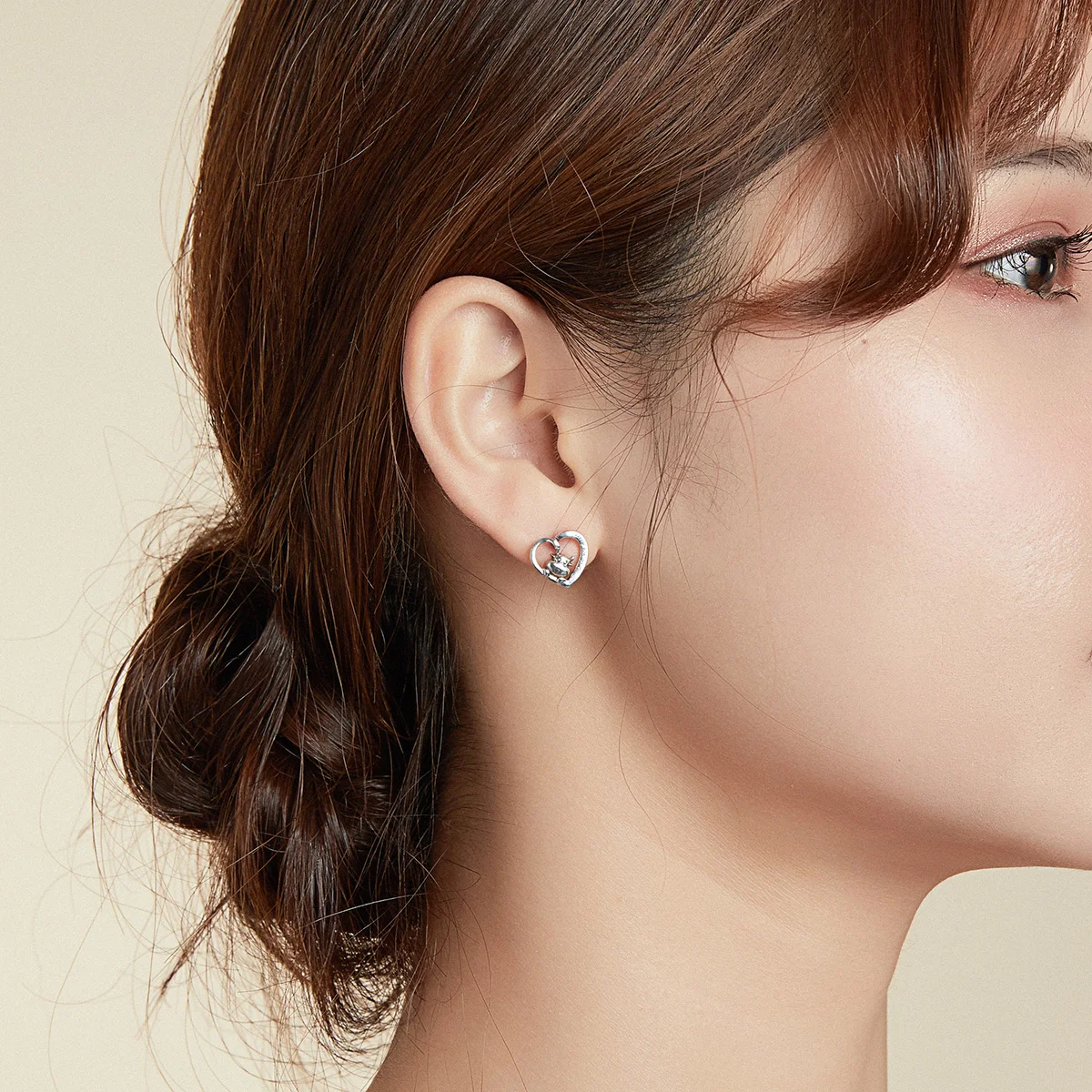 

2020 New Fashion Minimalistic Jewelry 925 Silver Heart Shape Cute Cow Animal Earrings