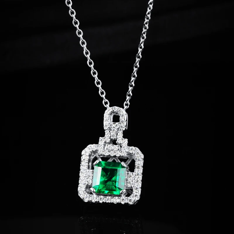 

Wholesale fashion jewelry green emerald pendant gemstone necklace for gifts