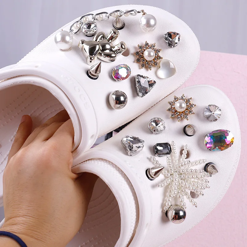 

Bear Wholesale Shoes Croc Charms Bling Clog Charms Shoe Buckle Decorations Luxury Pearl Accessories Clog Shoes Charms, Silver