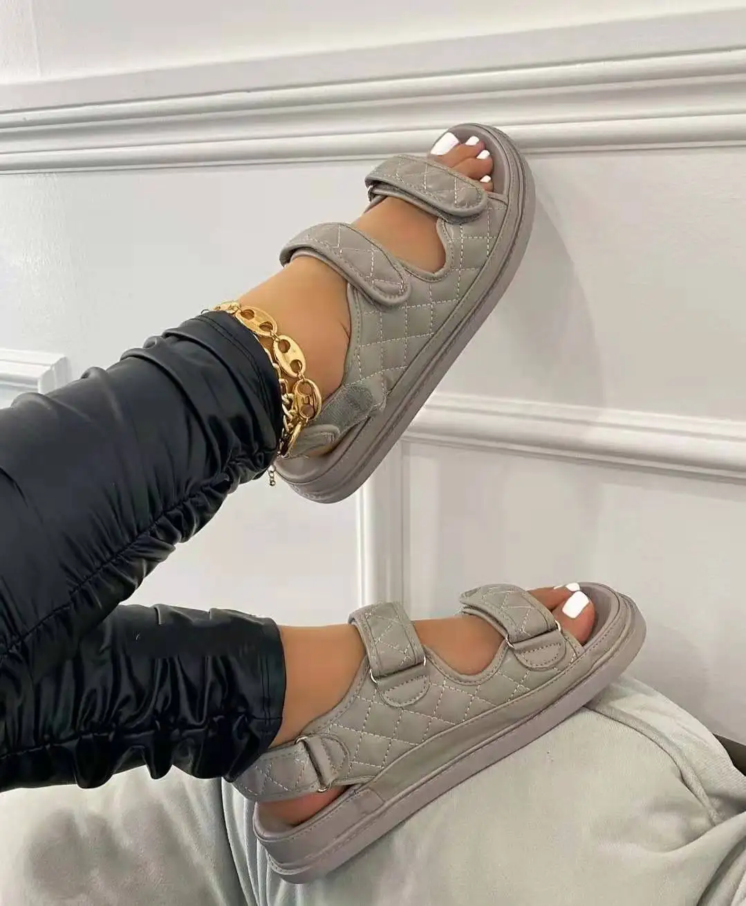 

2021 New Arrivals Woman Flip Flop Wove Sandals Casual Fashion Shoes Wholesale Ladies Slide Footwear Women Flat Sandals Slippers