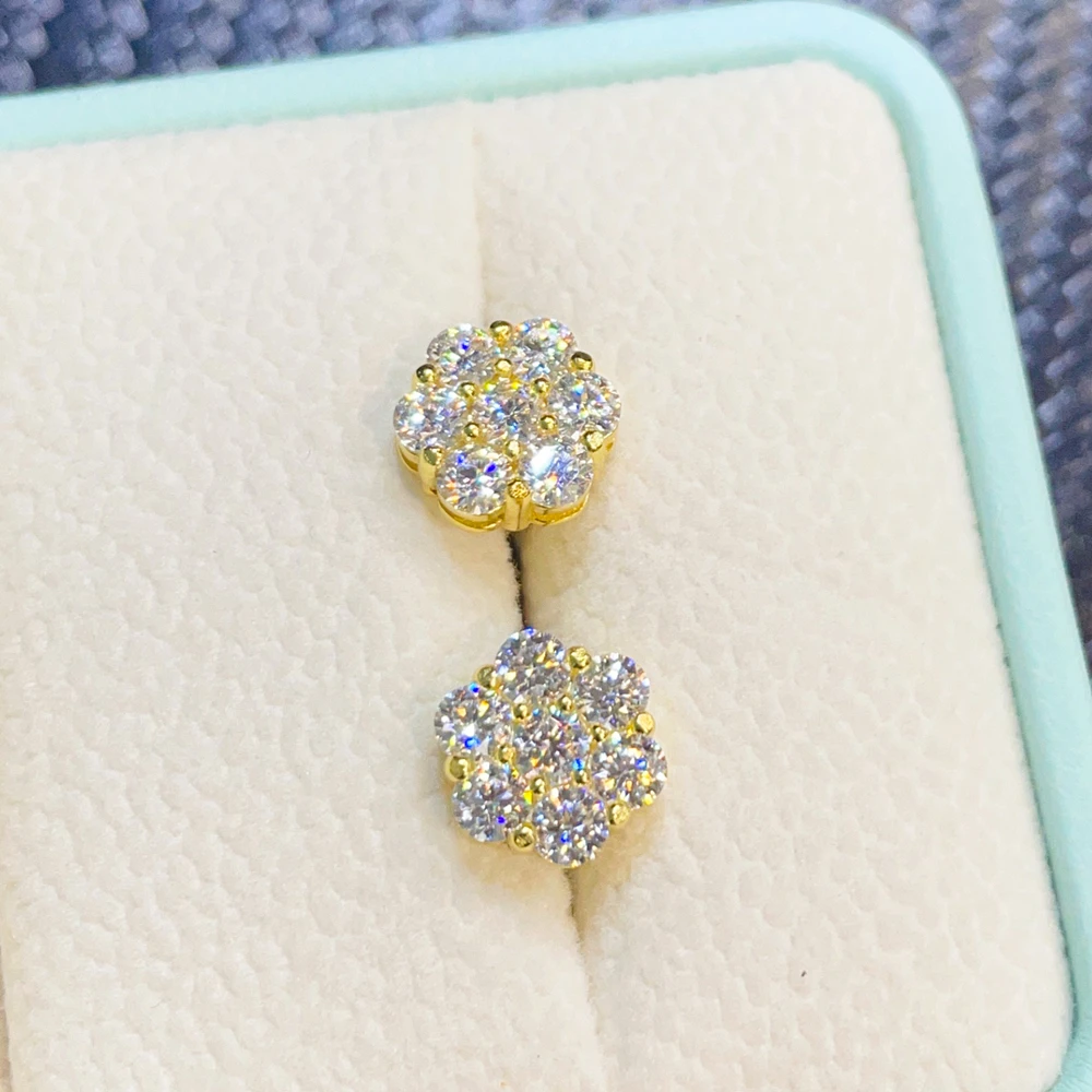 

Wholesale Ready-to-Ship Fine Jewelry Earrings iced out VVS Moissanite 925 Silver Stud Earrings