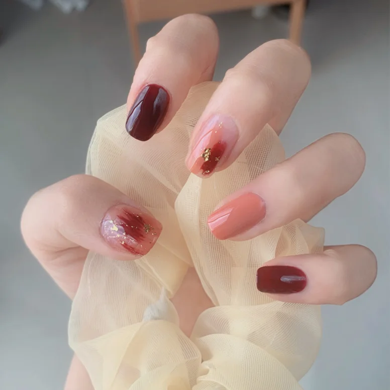 

Maple leaf red Graffiti wholesale false nails press on nail manufacturers