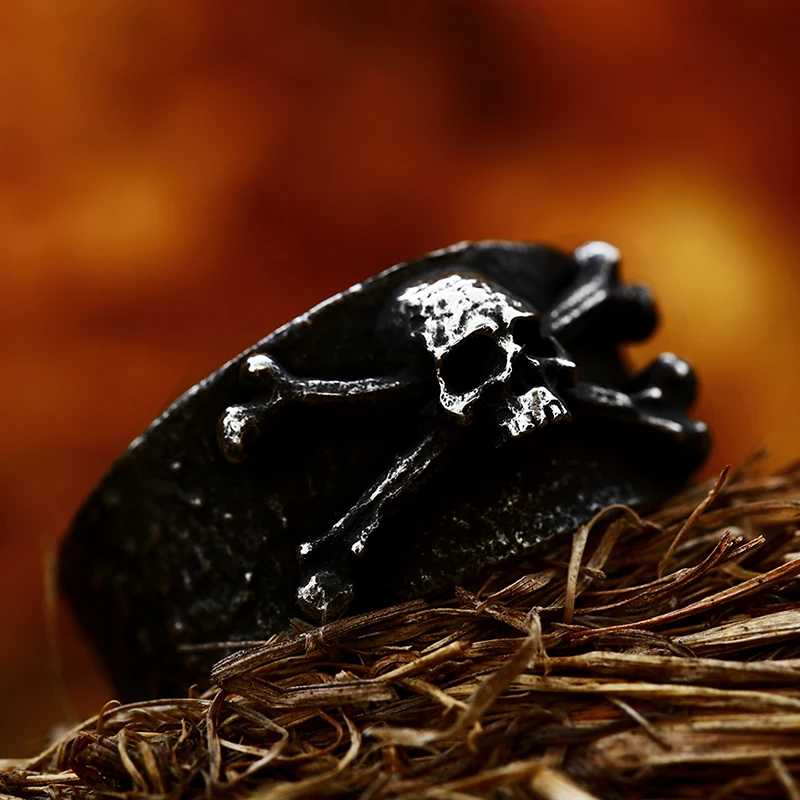 

SS8-857R New Creative Custom Ring Jewelry Stainless Steel Punk Retro Skull Ring