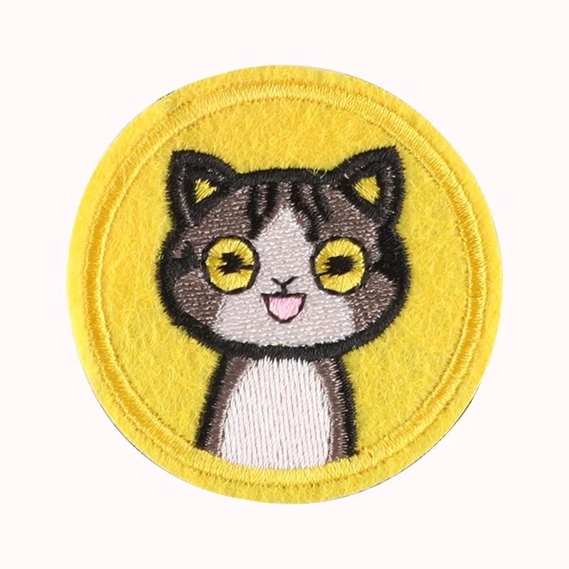 

Wholesale customized cartoon cat embroidery patch DIY accessories iron on backing patch