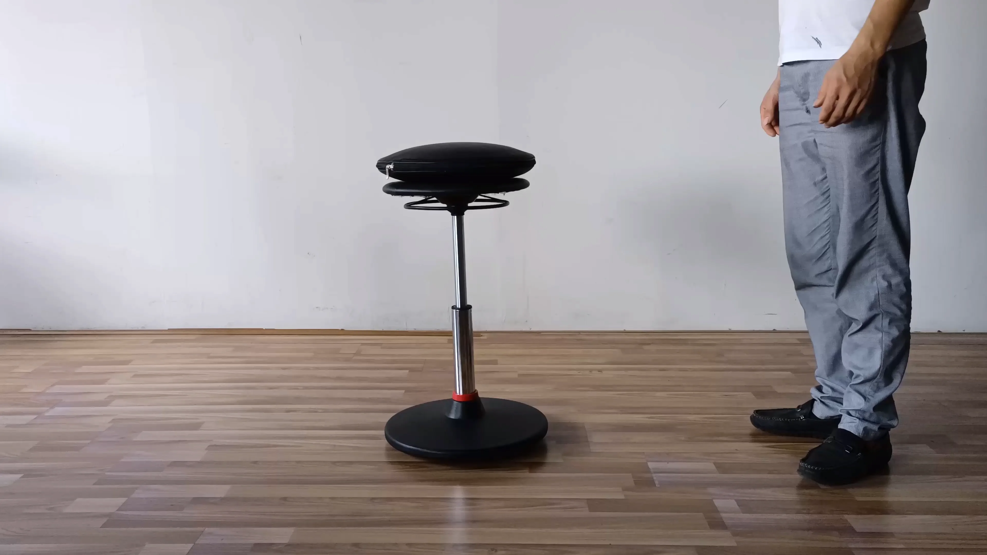 Height Adjustable New Design Wobble Stool Bar Chair Buy Wobble Bar