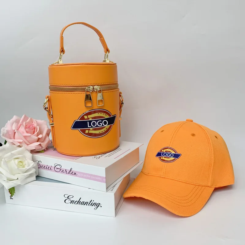 

2021 Designers Handbags Famous Brand Chain Hat And Bucket Purse Women Hat And Purse Set, Customizable