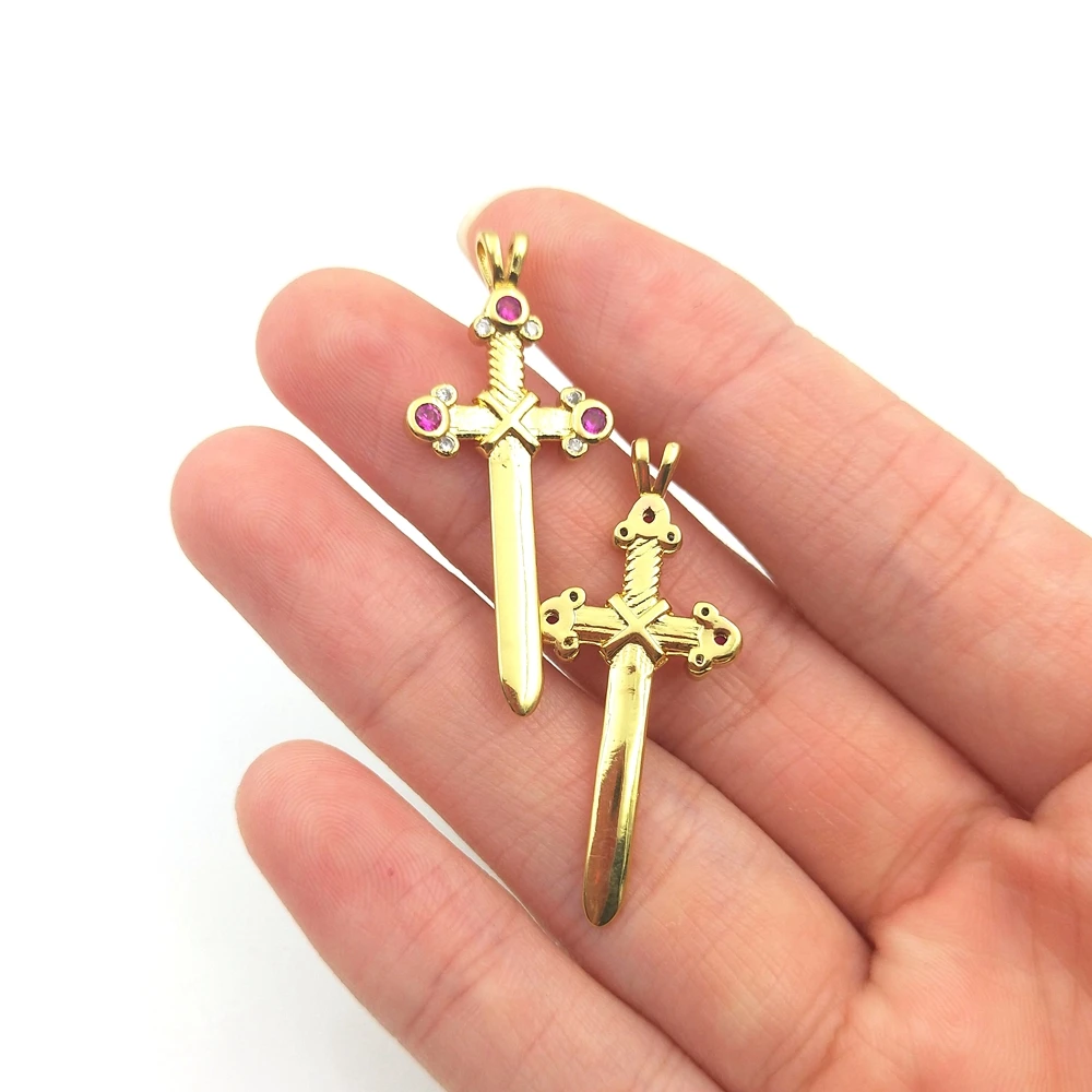 

New Design Delicate Cross Shape Cubic Zirconia Bracelet Pendant 18k Gold Plated Charms Connectors Kilt Pin Sword shape Jewelry, As picture shows