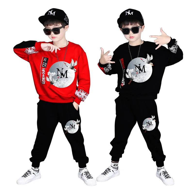

Hot sale boy flying crane suit children new long-sleeved letter printing two-piece boy handsome sportswear, Red,black