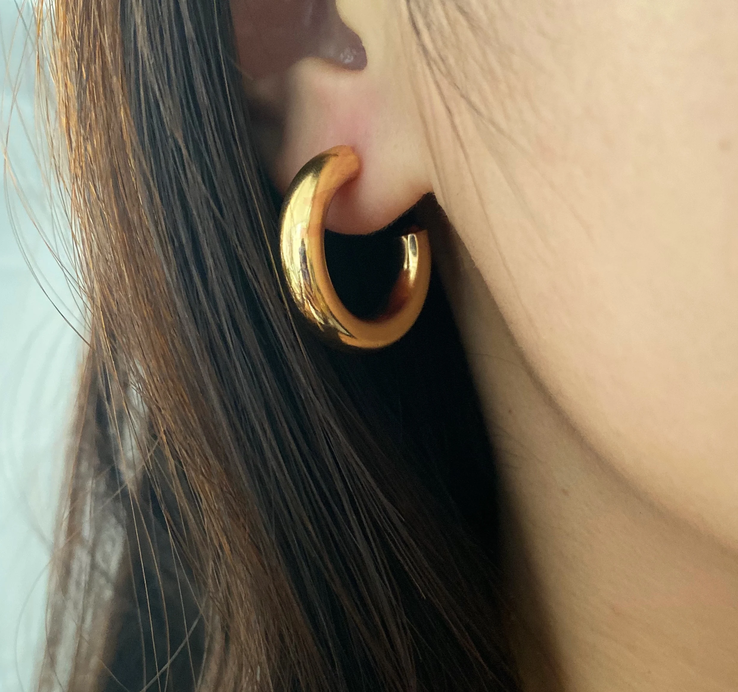 

14k gold colored lightweight chunky open hoops earrings jewelry for women, Picture