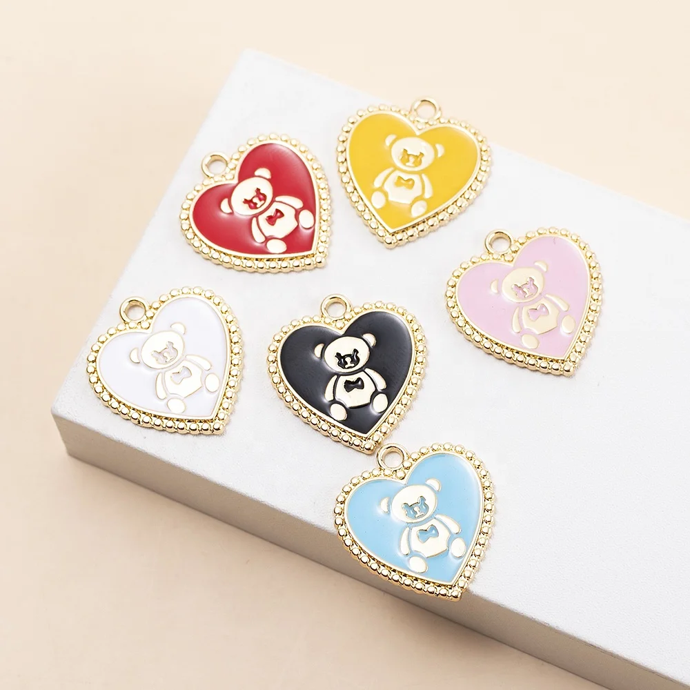 

mixed color Background Bear Pattern Heart Shaped Enamel Charms Pendants Dropping Oil Zinc Alloy for Jewelry making Accessories, As shown