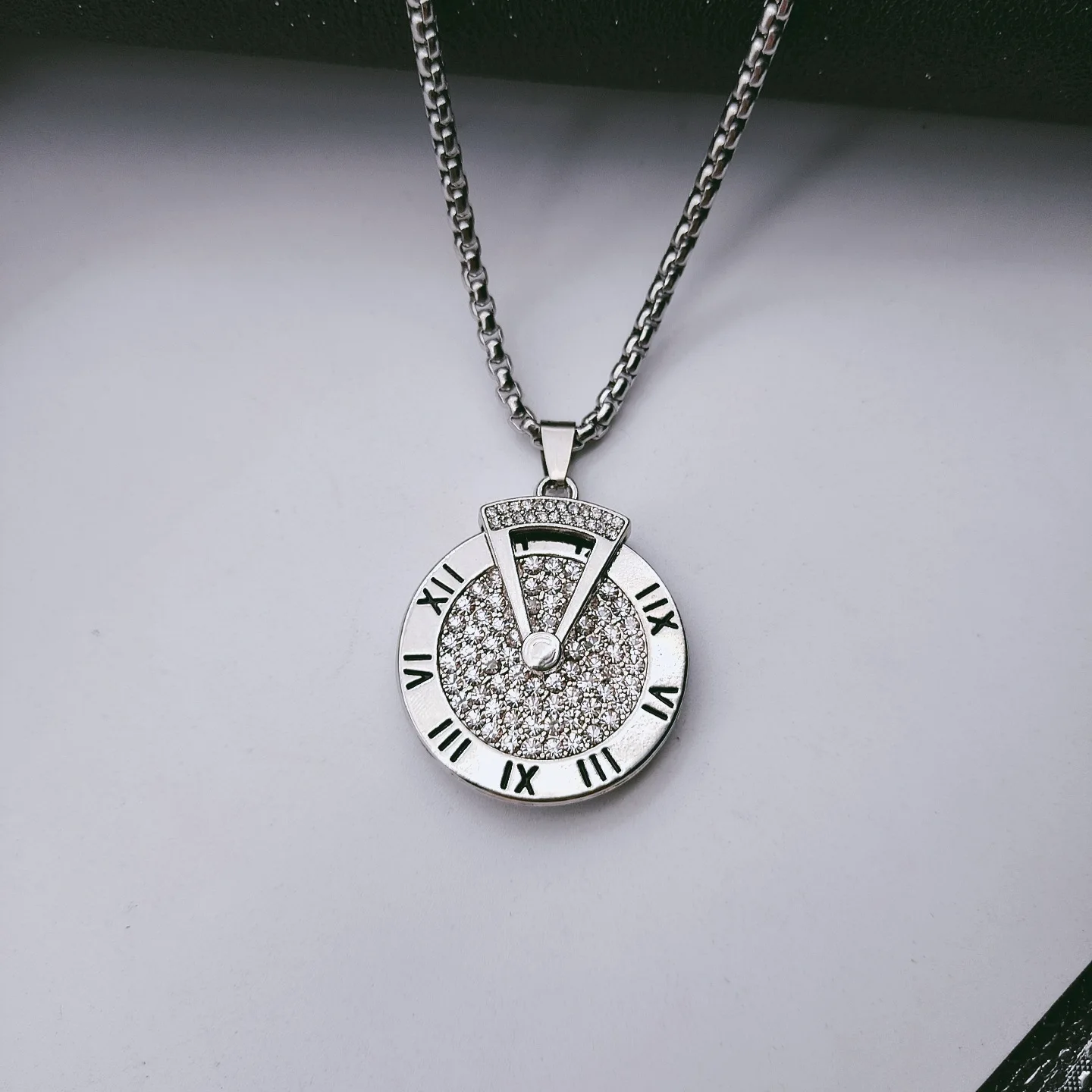 

Trendy Stainless Steel Hour Hand Necklace Men And Women Personality Turning Hip Hop Jewelry, Picture
