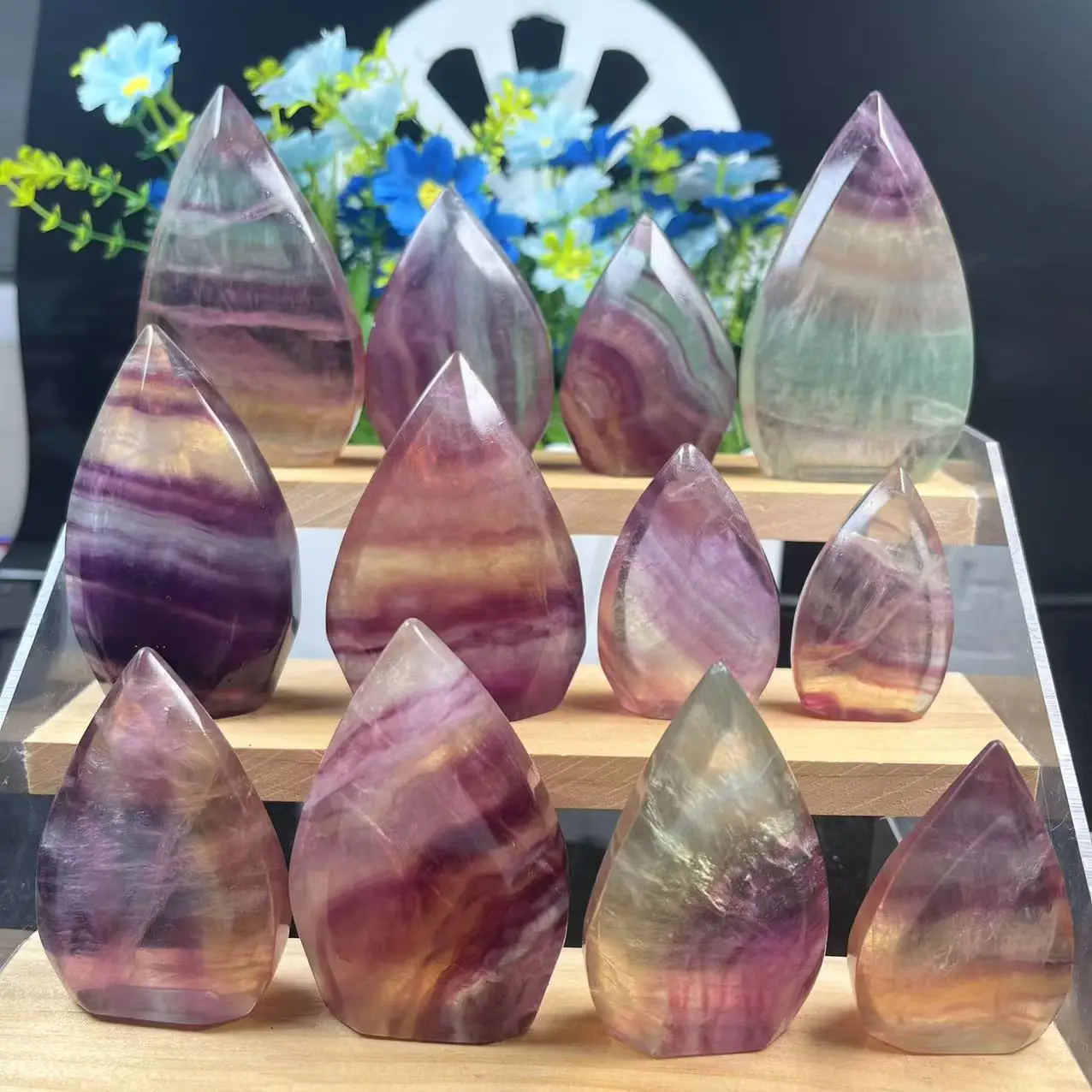 

Wholesale Healing Stone Crystal Beautiful Polished Freeform Rainbow Fluorite Ornaments For Decoration
