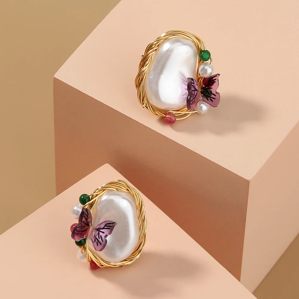 

Retro hanging purple resin butterfly earrings imitation baroque pure white pearl earrings