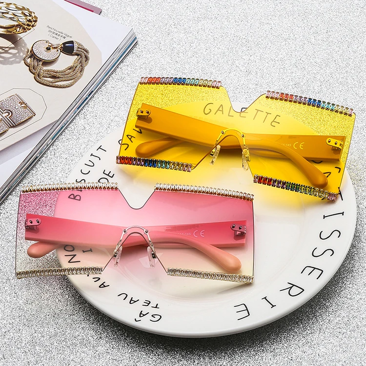 

Cheap Hot Sale Lady Luxury Diamond Rhinestone oversized 2021 Women Sun Glasses Lentes De Sol Glasses Sunglasses, Yellow/grey/pink/double brown