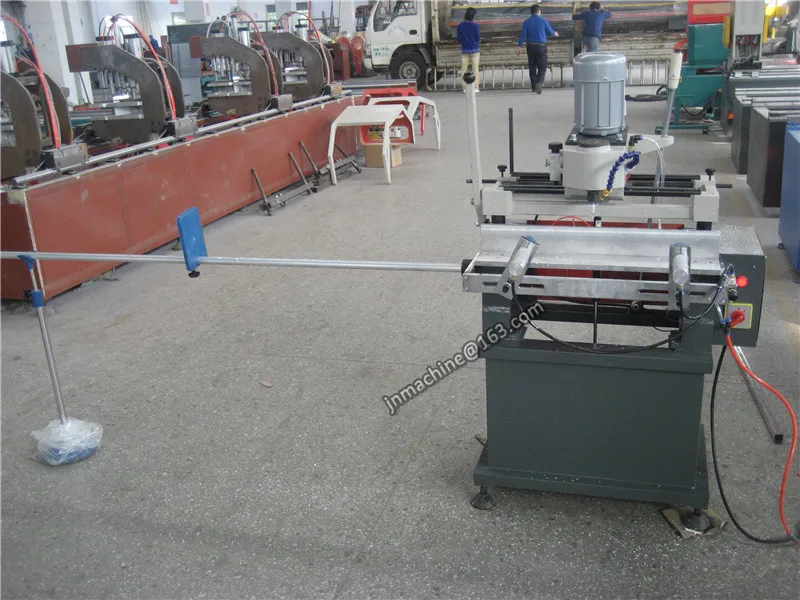 LXF290W049