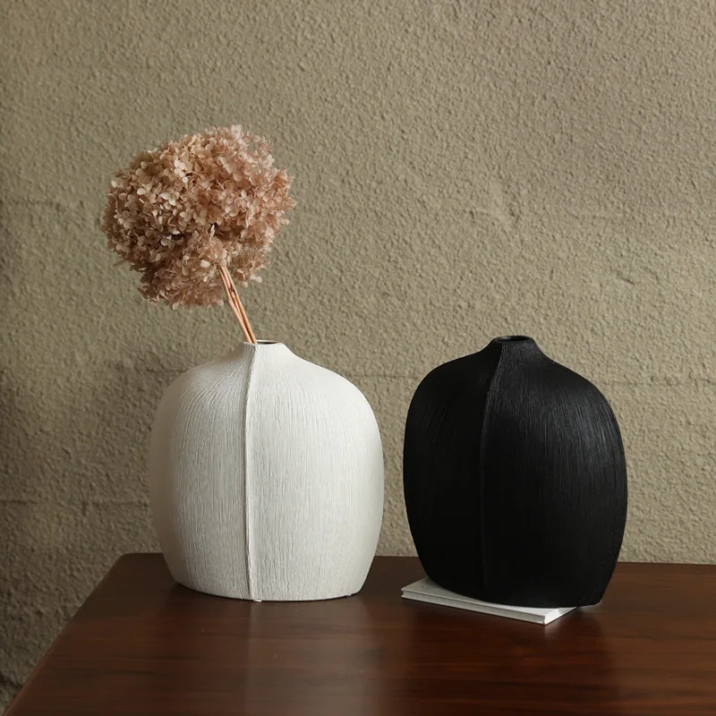 Brushed Black Ceramic Vase Ornaments Cabinet Porch Dried Flower Arrangement Creative Decoration Ceramic White Vase