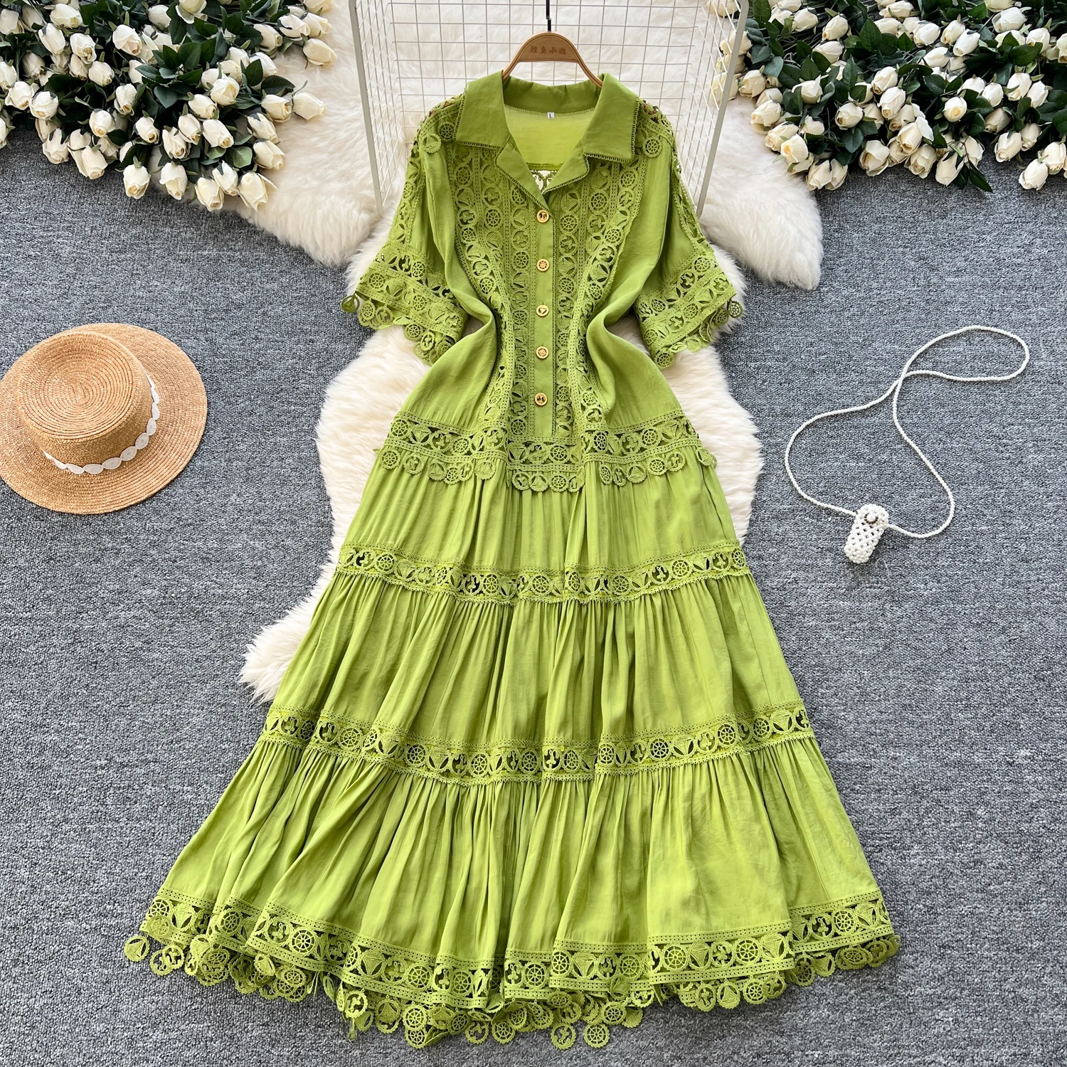 Elegant Dresses LW1300 Vintage Hollow-Out Lace Panel Waist-Cinched Long Dress With Short Sleeves Notched Collar Female Dress