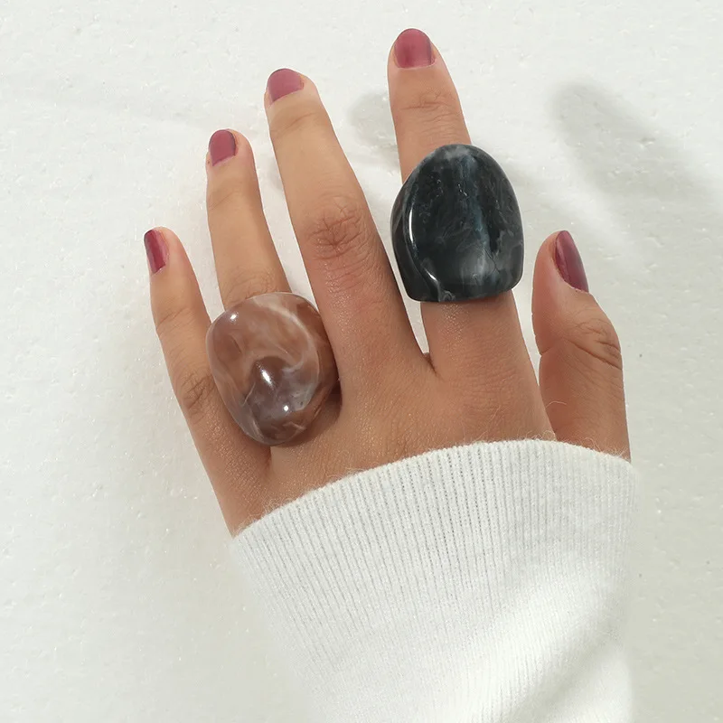 

2021 New Korean Vintage Geometric Irregular Acylic Resin Ring Creative Personality Geometry Pattern Acrylic Chunky Rings (KR143), As the picture