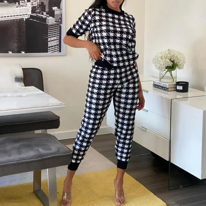 

Autumn Short-sleeved trouser suit with women's print checked casual sport two-piece set, Black