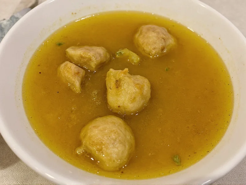 Soup Broth Explained: Types, Uses & Preparation Guide