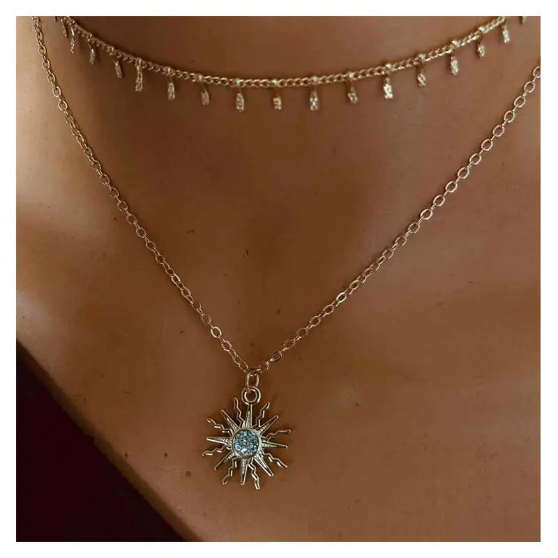 

Amazon Hot sale Double Layer Sunflower Pendant Necklace Gold plated Choker Rhinestone Crystal Sun Necklace For Women