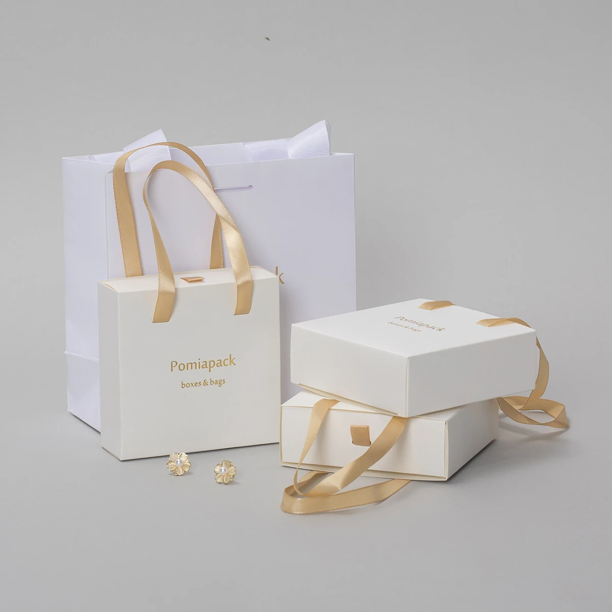 

Cream beige fashionable cardboard paper jewelry set box jewelry set gift packaging box with custom logo