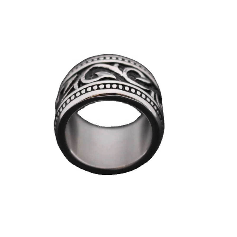 

Stainless steel ring with dragon ring pattern ring