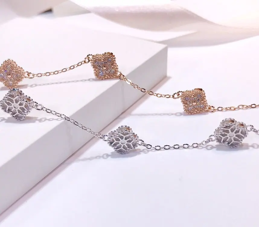 

2021 fashion 925 silver 18k gold plated fully pave diamond four leaf clovers bracelet for women