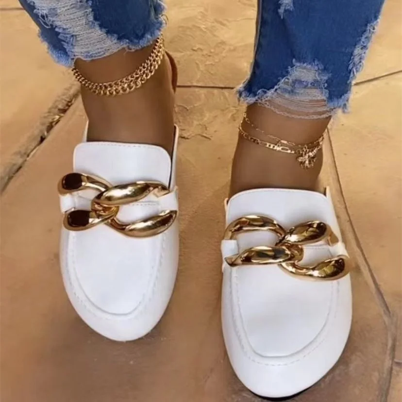 

Closed Toe Spring Summer New Fashion Slides Black White Slip On Metal Decoration Chain Slipper Girl Sandals Flat Heel