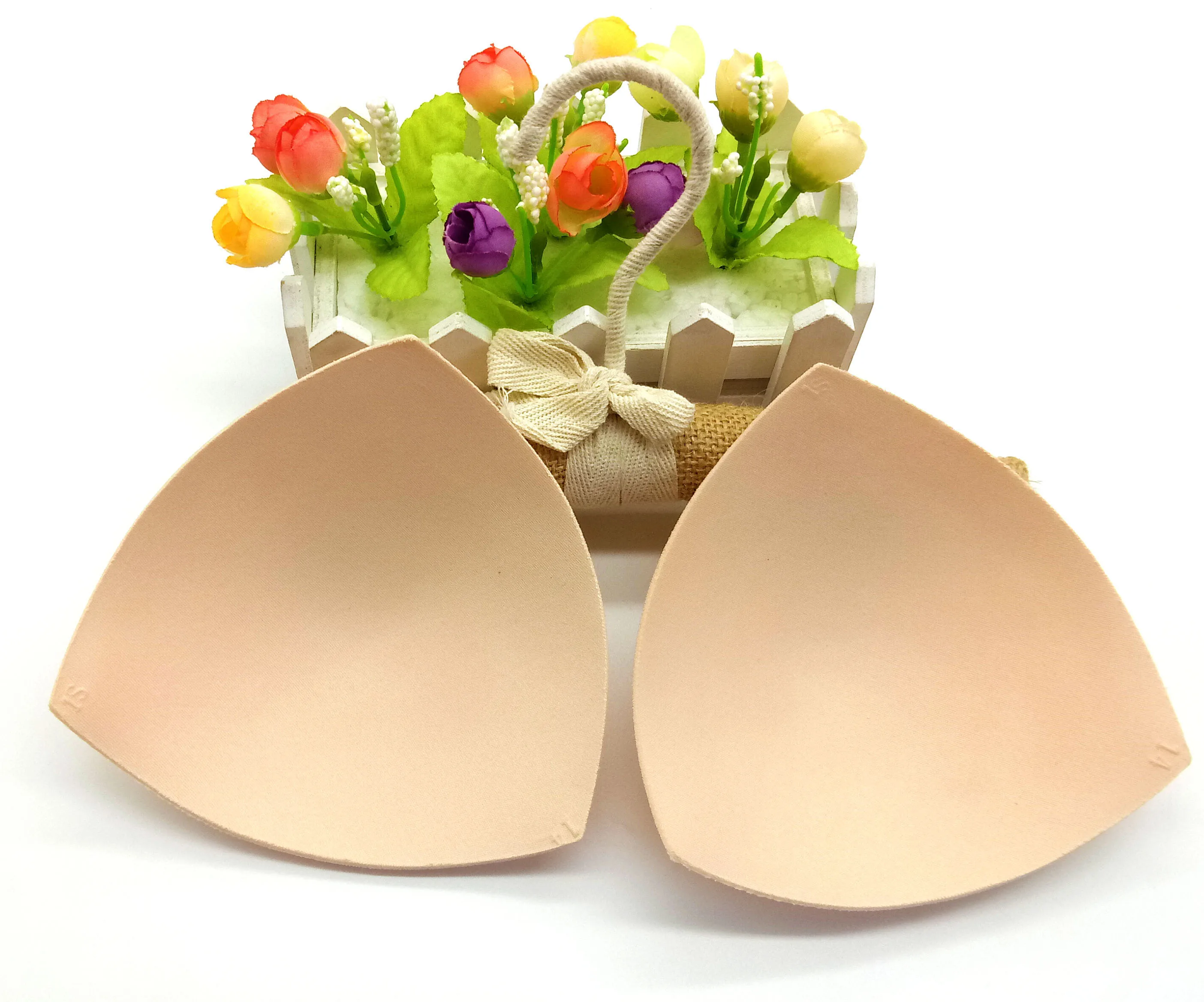 
Hot sela Underwear Foam Cup Triangle yoga bikini sponge insert In stock 