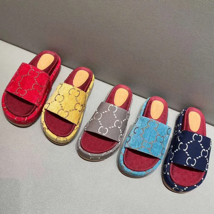 

Factory direct sales G letter home sandals women 2021 new platform shoes one word embroidery heightened platform sandals
