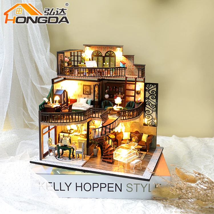 

2022 hot sale retro style unique miniature diy house for home decor