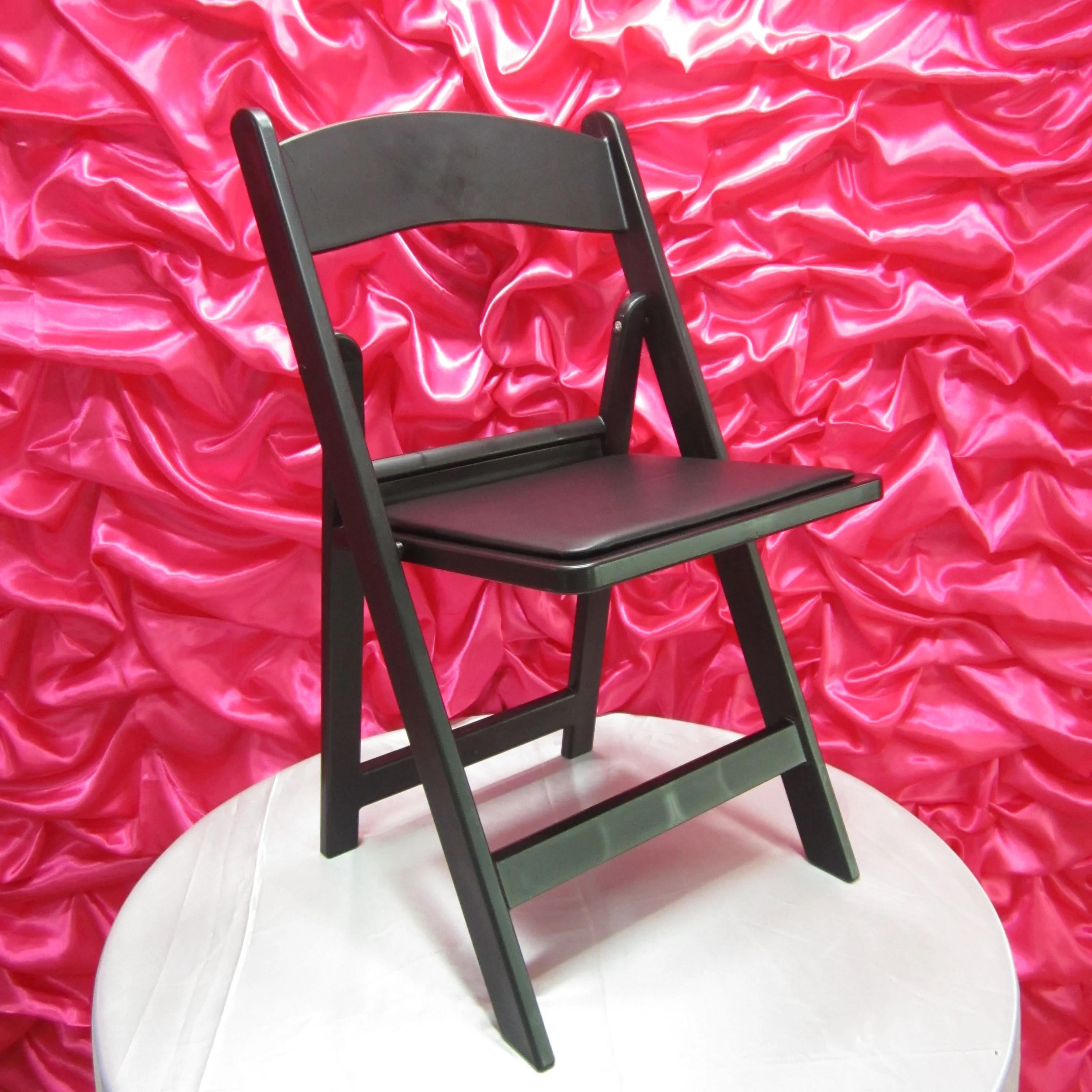 Whosale Wedding White Resin Padded Folding Chair Buy Padded Chair