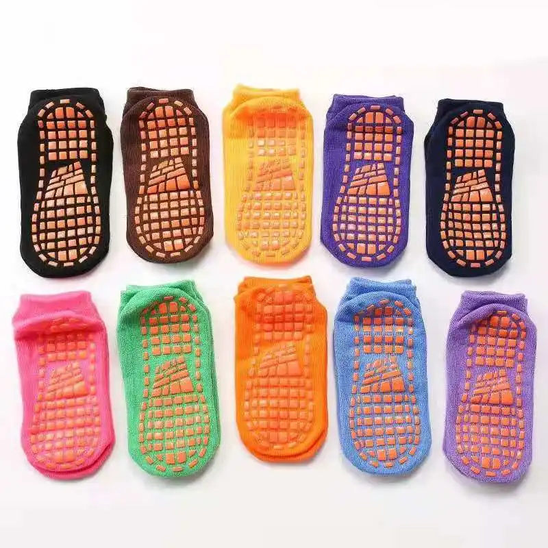 

Wholesale Anti Slipper Grips Breathable Anti Bacterial Trampoline Adult Non Slip Sports Socks, As show